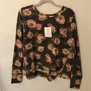 Stella&Dot Crush It Pullover